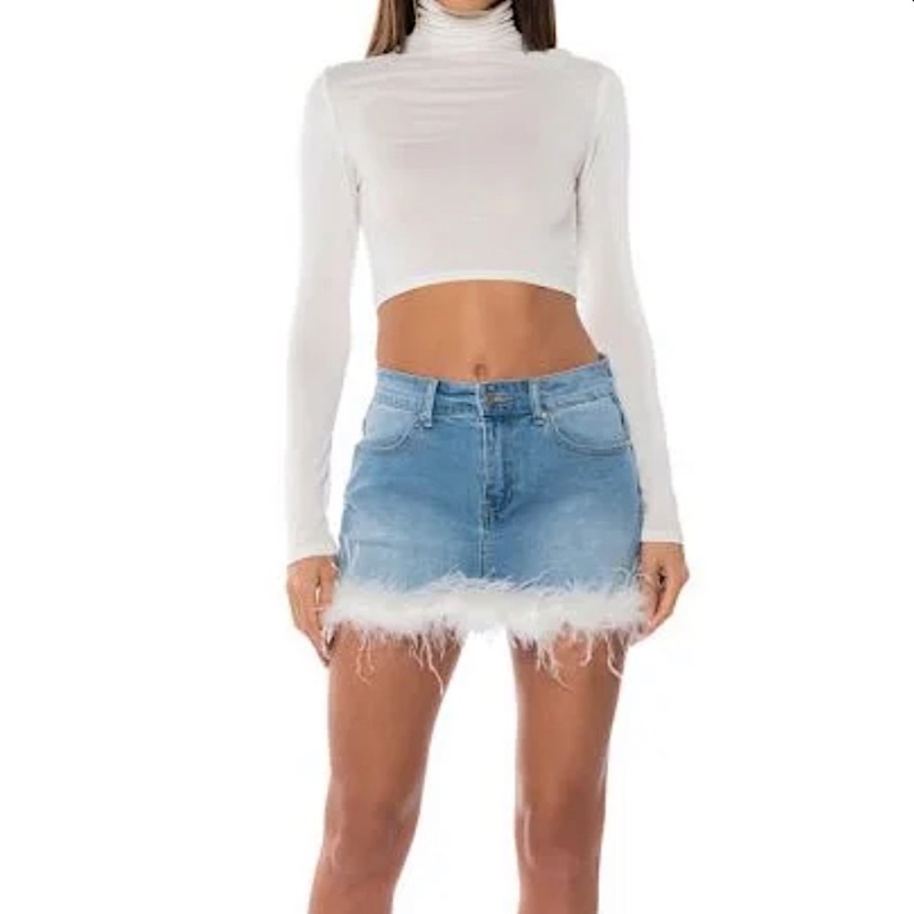 AKIRA Sweetheart Feather Detail Denim Mini Skirt In Medium Blue | Women’s S - Picture 2 of 7